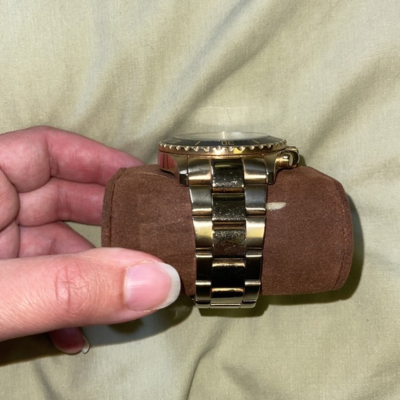 Michael Kors Gold Watch with Blue Face - Picture 3 of 13